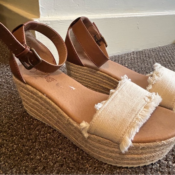 Brash espadrilles platform wedge heels size 6.5 - Picture 7 of 7